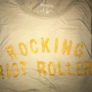 ROCKING RIOT ROLLERS True Religion tee XL